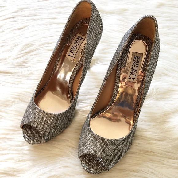 BADGLEY MISCHKA wedding formal peep toe heels - Picture 3 of 8